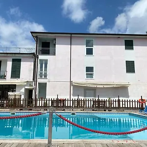 Con Piscina Appartamento