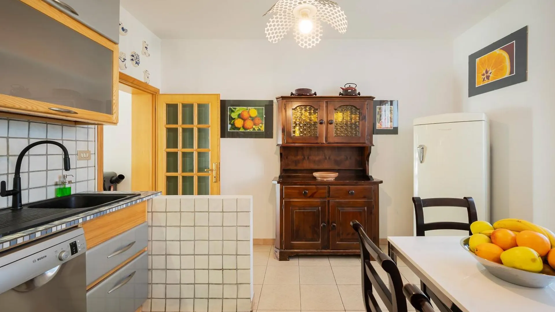 A Pochi Passi Dal Centro Apartment Bolgheri 0*,